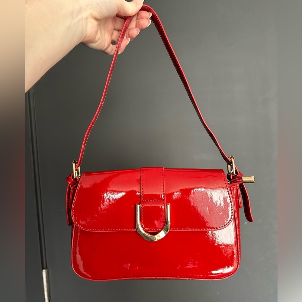 Red Purse
